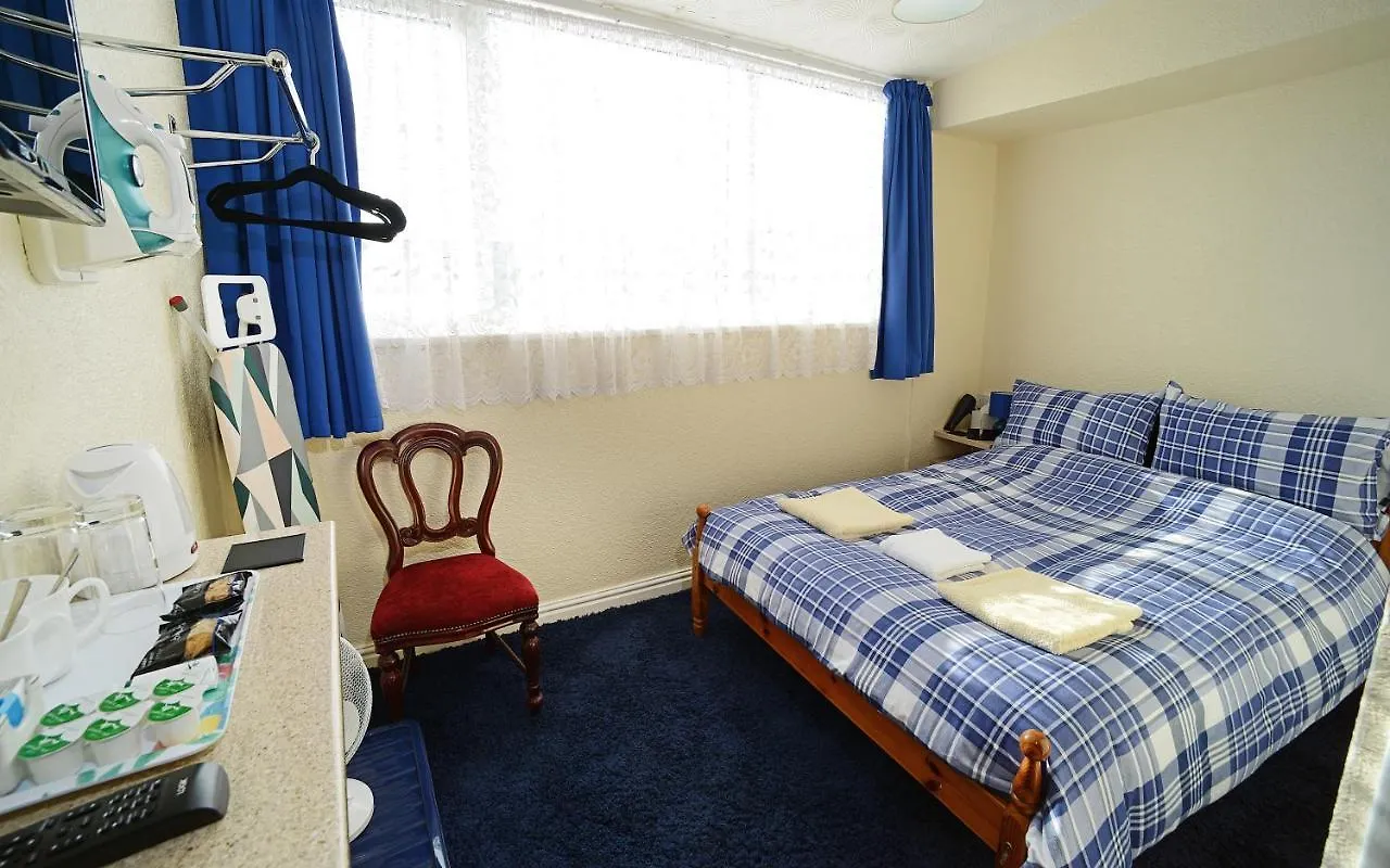 Lynmoore Guest House Blackpool United Kingdom