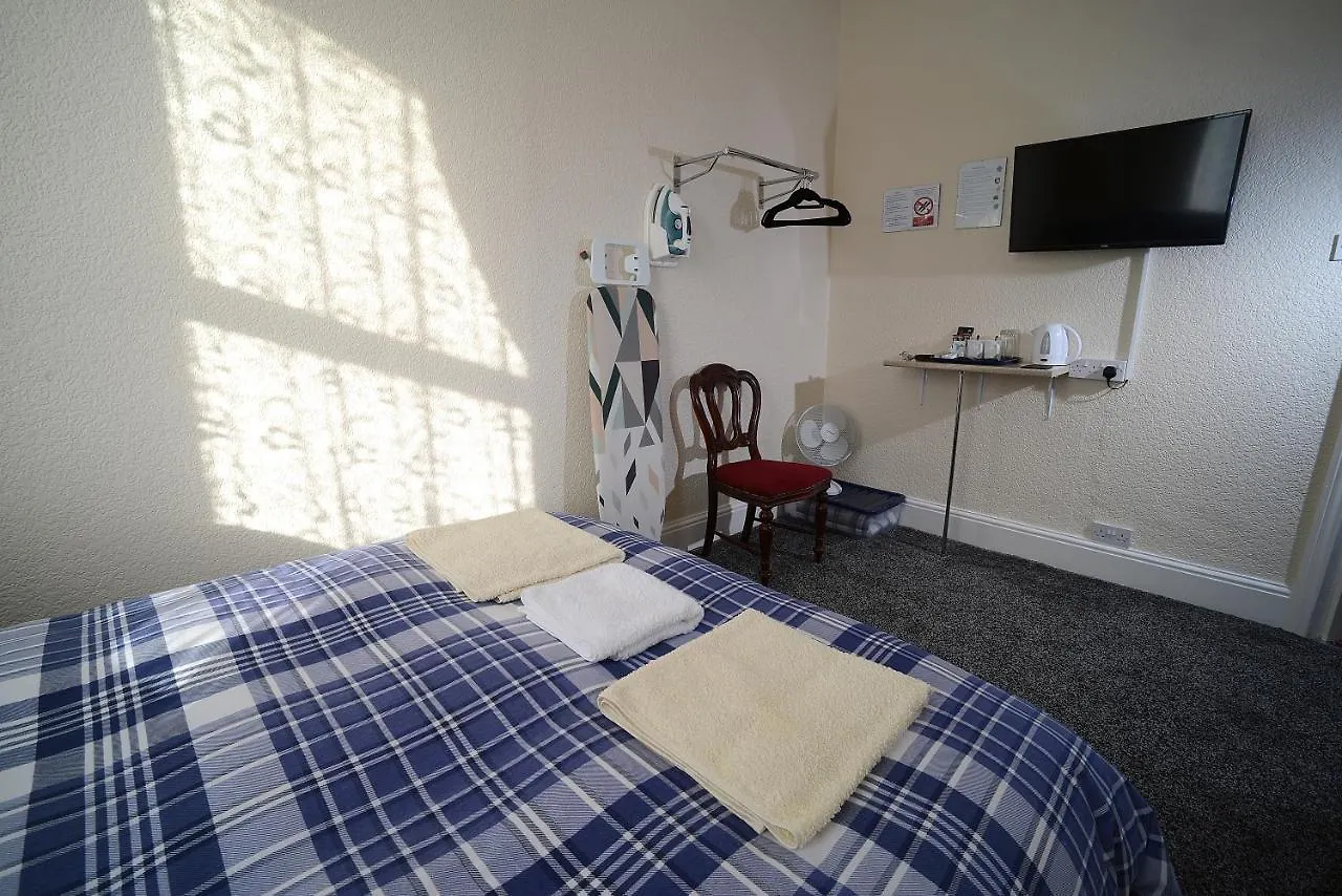 Lynmoore Guest House Blackpool