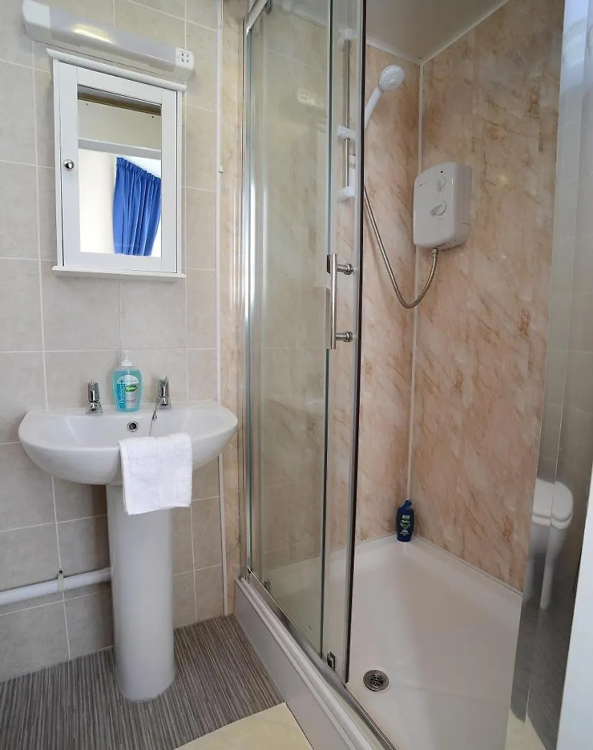 Lynmoore Guest House Blackpool