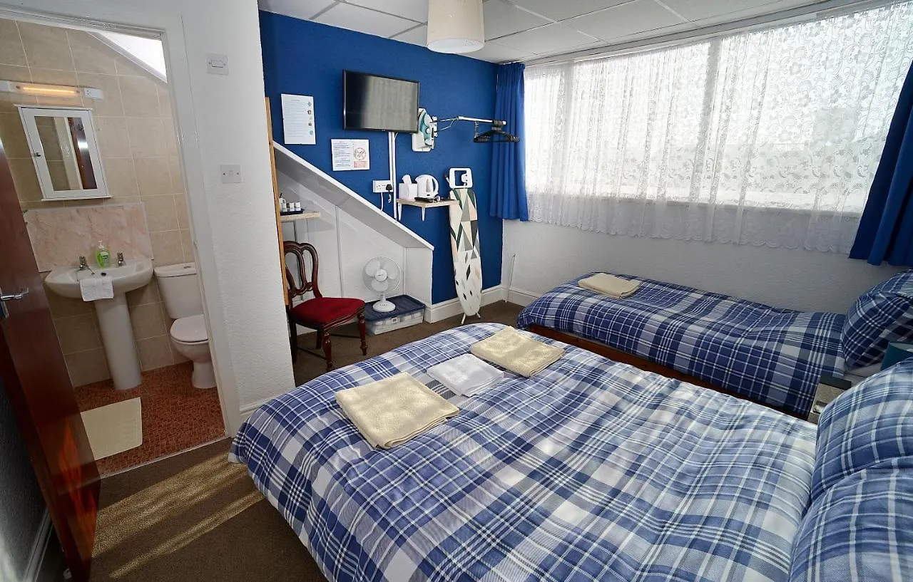 Lynmoore Guest House Blackpool